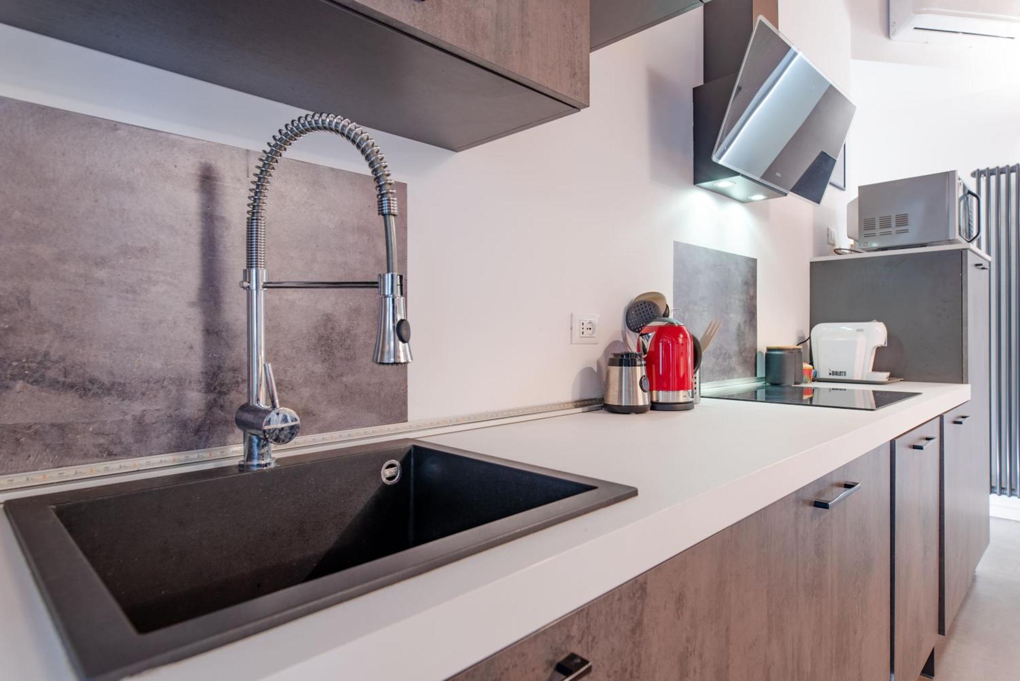 Suite & Queen Apartments 都灵 外观 照片