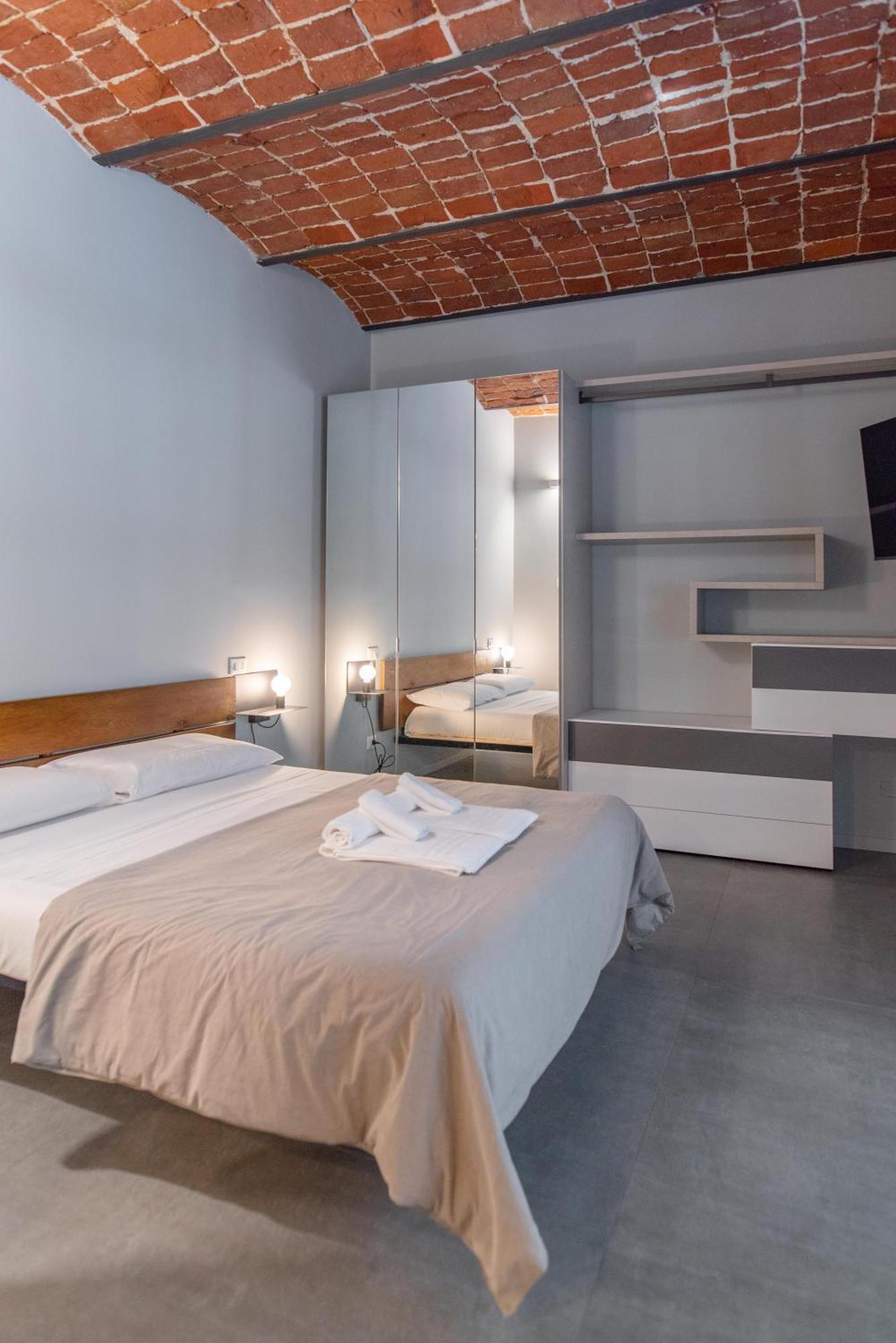 Suite & Queen Apartments 都灵 外观 照片